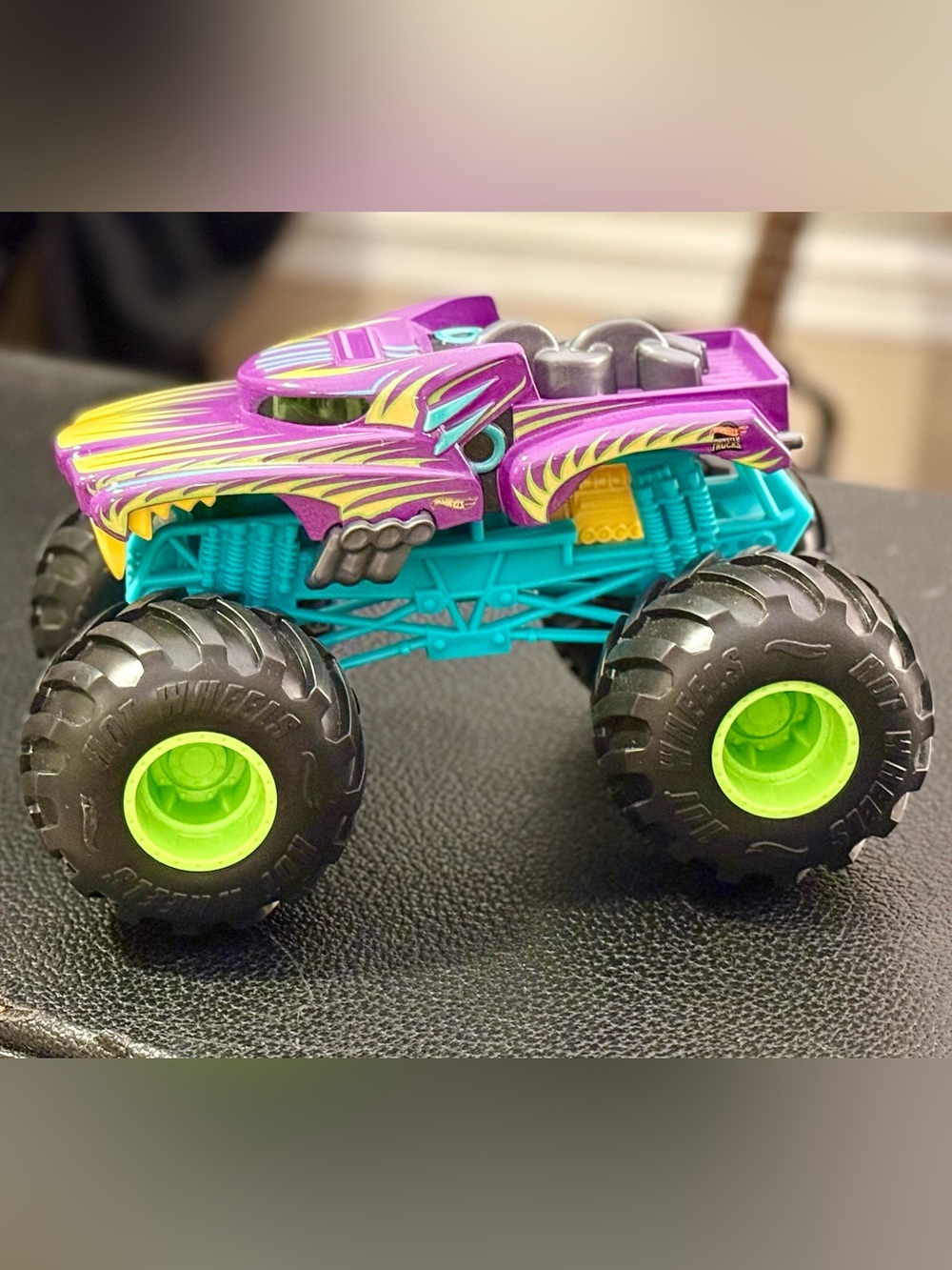 Hot Wheels Monster Truck Hotweiler